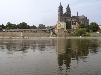 Blick zum Magdeburger Dom