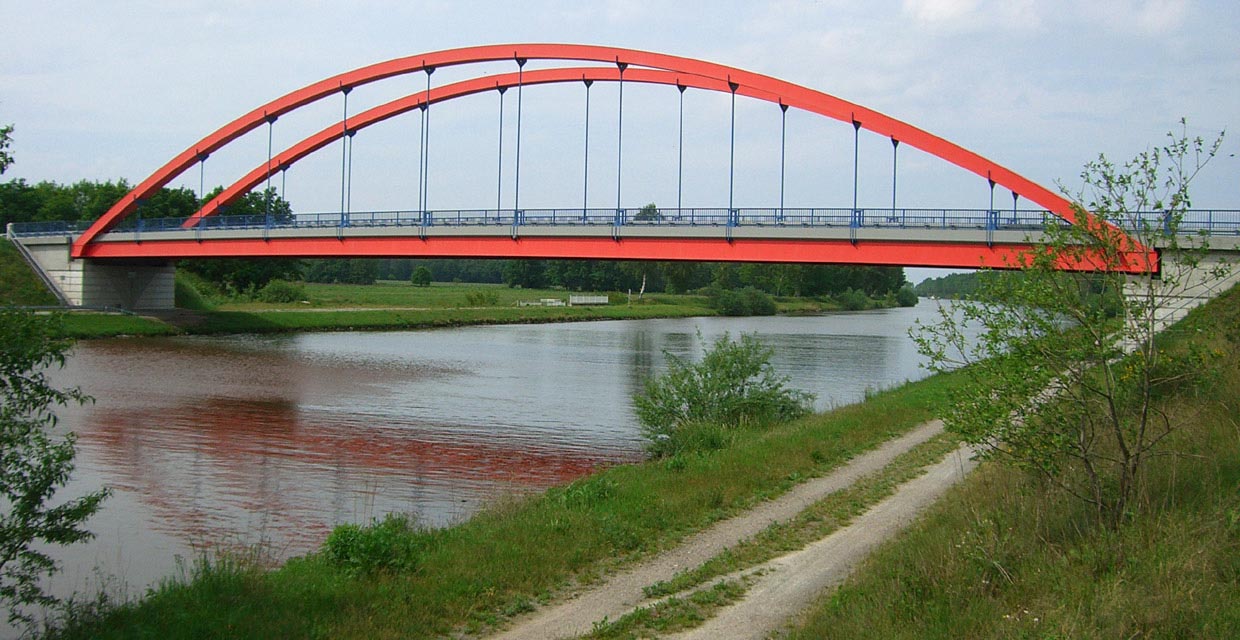 Brücke über Mittellandkanal