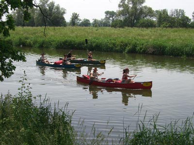 Paddler auf der Unstrut bei Gorsleben